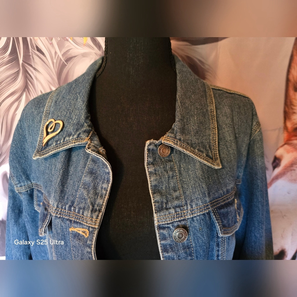 Sonoma Denim Jacket with Heart Pin - Picture 4 of 11